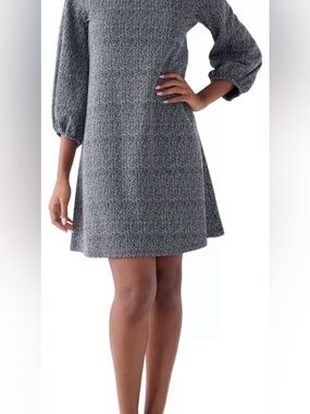 Robbie Bee Black/White Sleeve Mini Dress